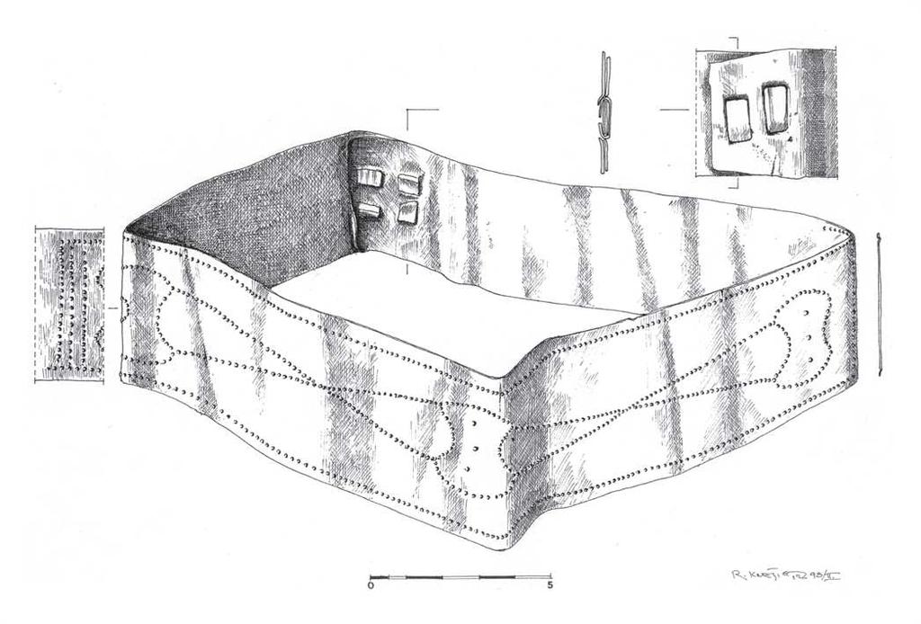 brončanim trakama, na temelju čega i S. Karavanić (2007) dovodi u pitanje njegovo otkopčavanje i zakopčavanje. Stoga bih se priklonila klasifikaciji koju je donijela A.