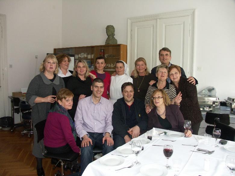 Zdenka Tkalčić; sjede.::. sitting: Vesna Čuček, Marin Vodanović, Dino Tödling, Lada Prišlić Godišnji susret 2013.