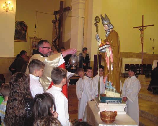 Iz naše župe Proslava Sv. Nikole biskupa 2016. Blagdan sv. Nikole biskupa, suzaštitnika naše župe Lovreć-Opanci proslavili smo procesijom s kipom sv. Nikole na početku sv. mise u 10.30.