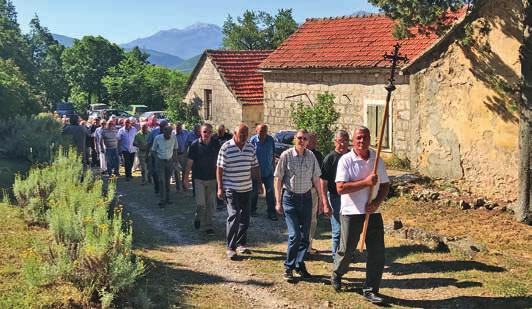 Svečano proslavljen blagdan sv. Ante Blagdan sv. Ante Padovanskoga, zvanog Svecem Svega Svijeta, kao i u svim franjevačkim župama tako i u našoj svečano je proslavljen 13. lipnja. Utorak, 13.