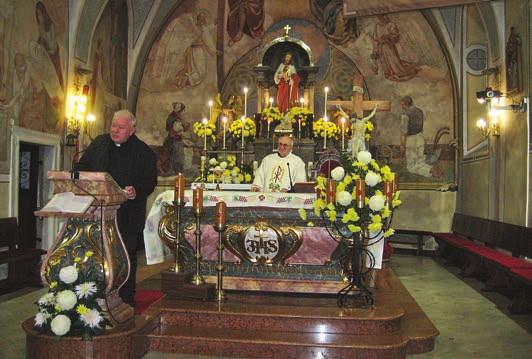 Ispred crkve sačekao nas je župnik don Josip Đurkan, dugogodišnji prijatelj našega fra Dinka. Ispričao nam je zanimljivosti o Ludbregu. Svakako najzanimljivija je priča iz 1411.