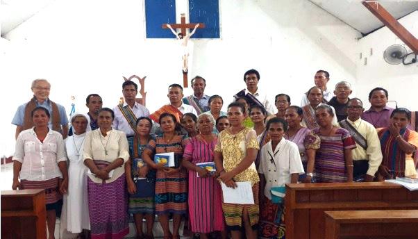 ČLANOVI OFS-A NA SINODI ZA AMAZONIJU Dvije svjetovne franjevke bile su među 30 članova Franjevačke obitelji koji su prisust- vovali Sinodi za Amazoniji u listopadu 2019.