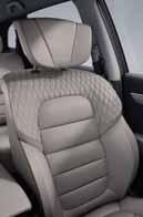 Vozačevo sjedalo može se dodatno električno podesiti u lumbalnom području s funkcijom memorije i masažom Grijanje sjedala sprijeda Dizajn Crne kožne Nappa presvlake
