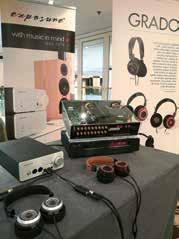 Izvor zvuka činili su Ayre QX-5 Twenty DAC ( 11.500) i Roon Nucleus+ server ( 2.500), a za analogni zvuk zaduženi su bili Clearaudio Innovation gramofon ( 8.750) s Universal ručkom (od 4.
