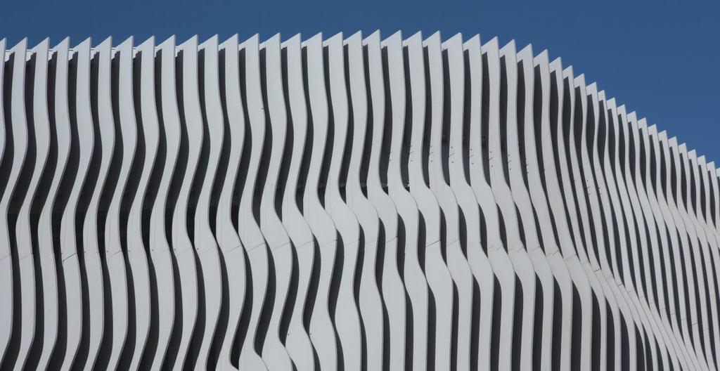 Слика 29. Изглед таласања фасаде зграде Епикл риформ. Извор: http://www.apicalreform.