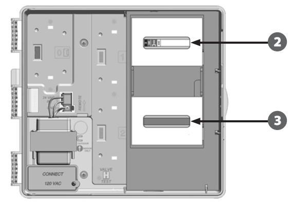 Skidanje Modula Svaki ESP-LXME programator se isporučuje sa dva modula spakirana u unutrašnjosti ormarića, jedan osnovni (Bazni modul ili Modul za pametno upravljanje protokom) i jedan stanični modul