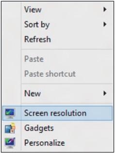 2. Kliknite desnim klikom na radnu površinu i kliknite Screen Resolution (Razlučivost