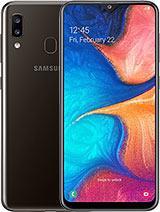 januar 2020 Samsung M01 Duos Ekran: PLS TFT 5.7 Dimenzije: 147.5 x 70.