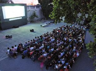 Nakon osamostaljenja Hrvatske 1991, tijekom devedesetih na Pulskom festivalu prikazivali su se hrvatski filmovi. Godine 2001. Festival dobiva i međunarodni natjecateljski program.