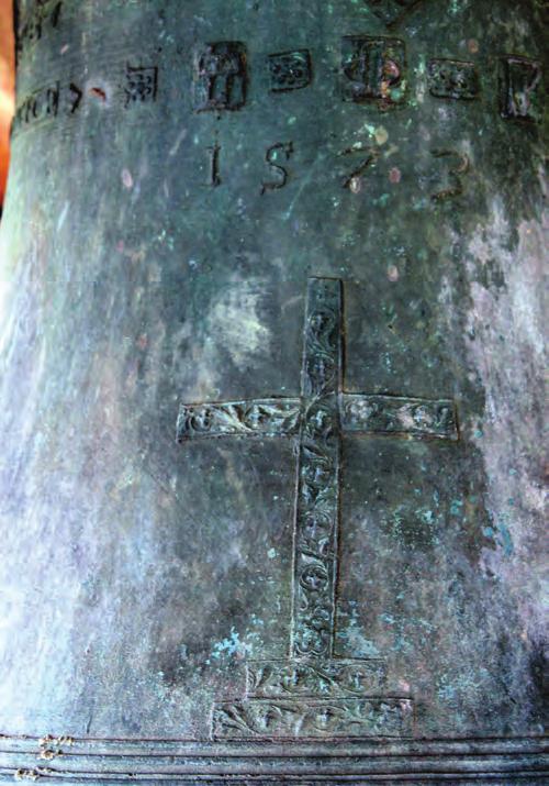 11 Gologorica, bell tower of the Church of St Peter and Paul. Bell by master Iohannes Albinus with the year 1573, written in Glagolitic script (photo by: T. Bradara). Sl.