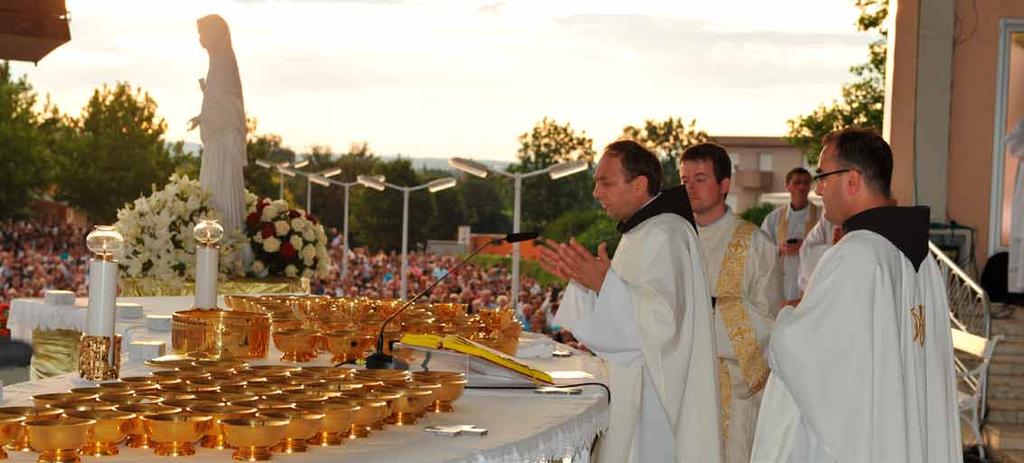 32. obljetnica Gospinih ukazanja S ovoga mjesta pođite u svijet i budite svjedoci, apostoli. To je svijetu nevidljiva snaga milosti Međugorja.