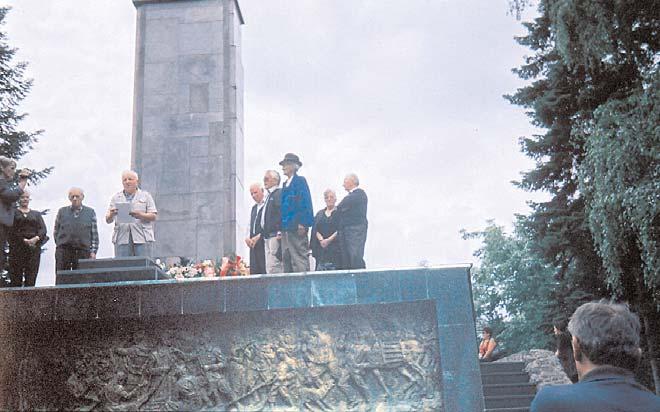 septembra ove godine organizovan je jednodnevni izlet za korisnike vojne penzije - posete spomeniku Boško Buha na Jabuci i manastiru Mileševa.