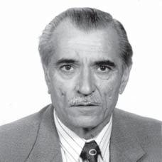 24 ^ITUQE/POMENI Obavje{tavamo rodbinu i prijateqe da se dana 11.11.2006. godine navr{ava jedna tu`na godina od smrti na{eg dragog supruga i oca BOGDANA (Petka) MANDI]A Dana 11.11.2006. godine u 10 ~asova iza}i }emo na grobqe u Trnu da posjetimo vje~nu ku}u na{eg oca i supruga.