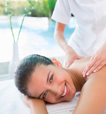 Masaže / Massages Masaža cijelog tijela Full body massage Parcijalna masaža Partial massage Masaža tjemena ili masaža stopala Scalp or Foot massage Aroma masaža esencijalnim uljima Aroma massage with