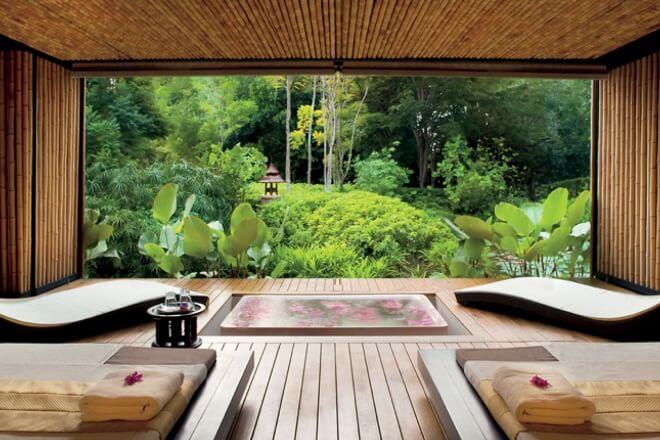 Jedna od najboljih sauna gdje ćete doživjeti autentičnost Balija je Mandapa, Ritz Carlton Reserve 5*.