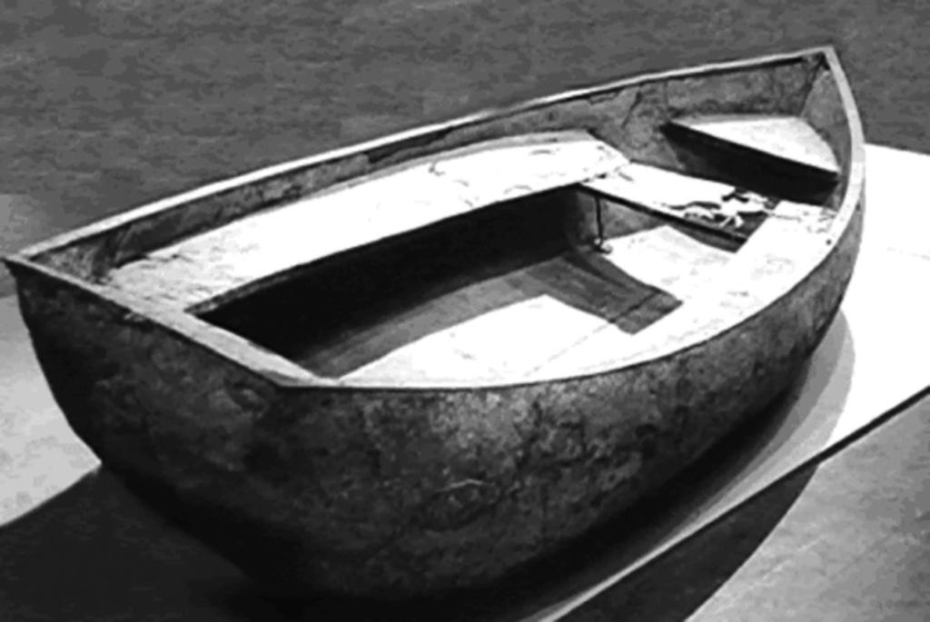 Slika 1.3 Prva AB konstrukcija Lamboov čamac (Aćić i Marinković, 2012) Ubrzo nakon saksija, sledili su patenti za izradu armiranobetonskih rezervoara, cevi, ploča i stepeništa.