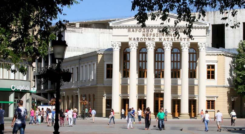 PONOVO ŽIVE STUBOVI GRADA Najzad otkrivena fasada Narodnog pozorišta 10. jula 2015. godine, otkrivena je fasada Narodnog pozorišta.