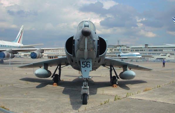 Dražen MILIĆ VOJNA POVIJEST 25 Dassault Etendard IVM/P/PM U prosincu 1953.