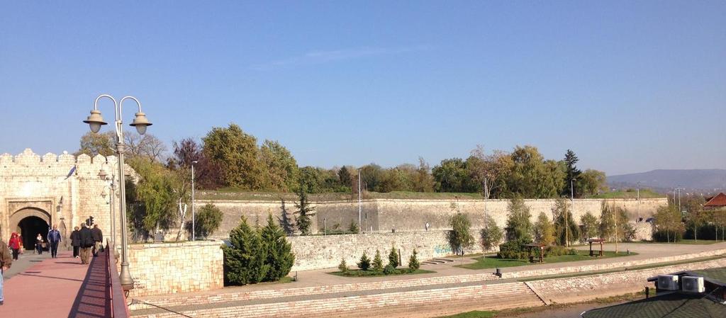Slika 5. Spoljašnji izgled Niške tvrđave Niška tvrđava je zaštićena kao nepokretno kulturno dobro od velikog značaja za Republiku Srbiju.