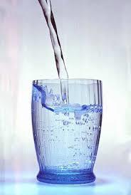Voda Voda čini 70% našeg tijela!