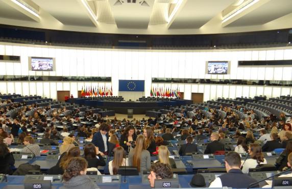 Europu - prednatjecanje za sudjelovanje u programu Euroscola simulaciji rada europskih zastupnika u
