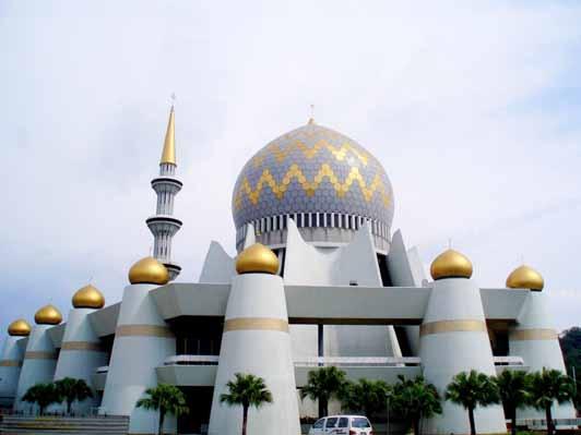 SABAH STATE MOSQUE MALAYSIA (REBIU-L-AHIR / DŽUMADEL-ULA MART Po kalendaru Date U sedmici Day Po takvimu Islamic Date Blagdani i druga obilježlja Islamic Month Zora Fajr Izlazak Sunca Sunrise Podne