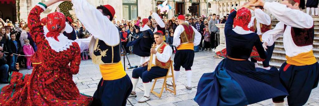 FA LINĐO LINĐO FOLKLORE ENSEMBLE www.lindjo.hr Folklorni ansambl Linđo iz Dubrovnika prezentira pjesme, plesove, narodna glazbala svoga kraja, županije i cijele Hrvatske.