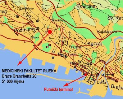 Brodom Putnički terminal nalazi se u središtu grada. Brodske linije povezuju gradove duž hrvatske obale.