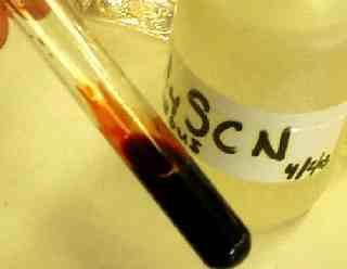 Nitrogen / azot iz organskog spoja žarenjem sa natrijumom prelazi u natrijum-cijanid.