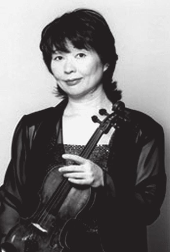 Shizuka Ishikawa Vaclav Huml International Violin Competition rođena je 1954. u Tokyju u Japanu. Osvojila je nagradu na nacionalnom natjecanju 1966.