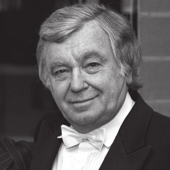Victor Tretyakov rođen 1946., ruski je violinist i dirigent. 1956. upisan je u razred Jurija Jankeleviča na Središnjoj glazbenoj školi u Moskvi, a kasnije je upisao Konzervatorij u Moskvi.