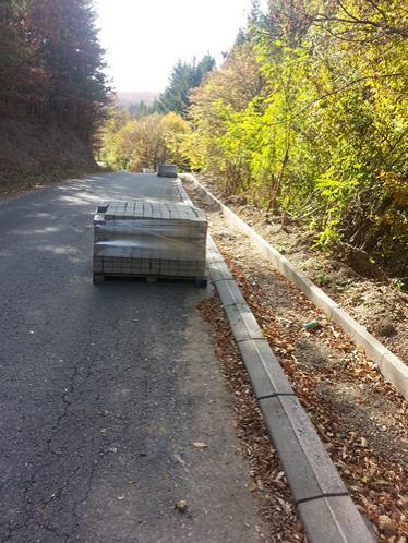 Dobitnici NOVO BRDO Izgradnja trotoara i javne rasvete u Dragancu Projekat je sufinansiran od strane MALS i opštine Novo Brdo.