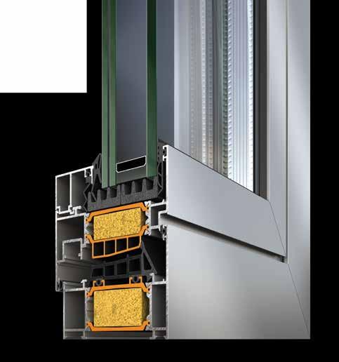 / Izuzetan nivo vodonepropustljivosti postignut je sa specijalnom dvostruko ekstrudiranom centralnom EPDM gumom. / Za sve tipologije okretno-nagibnih prozora i balkonskih vrata.