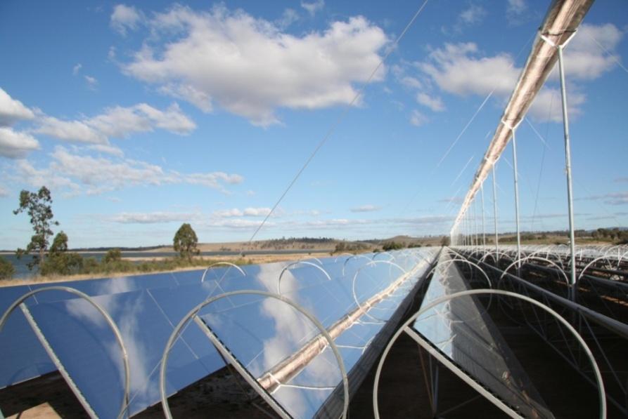 Solarni kolektori za vazduh se koriste za zagrevanje vazduha ili zagrevanje i sanitarne vode i vazduha, kao kombinovani sistemi.