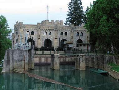 godine izgrađena prva hidroelektrana u kontinentalnoj Hrvatskoj koja je u svojim počecima nosila naziv Munjara grada Karlovca jer je bila izgrađena za potrebe rasvjete grada Karlovca.
