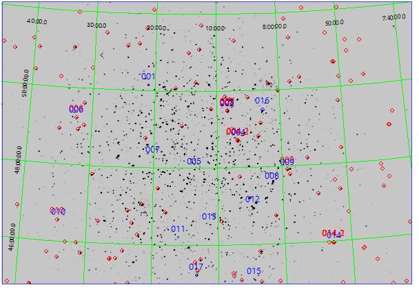 Slika 7: Prikaz izvora iz NVVS-ovog kataloga i onih pronadenih iz LOFAR-ovog mjerenja, u slici ukupnog intenziteta zračenja 3C196 polja : Plavo su pronadeni izvori iz LOFAR-ovih mjerenja, a crveno