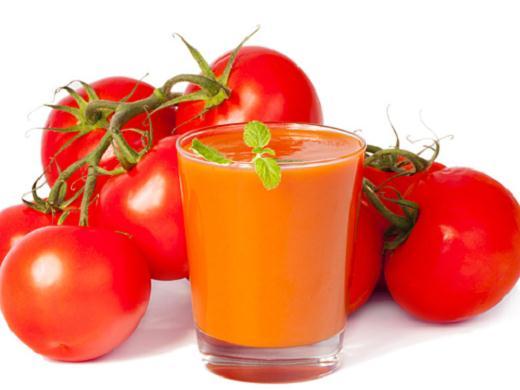 Recept za sok od paradajza, dijetalni Recept za sok od paradajza, sa dodatkom šargarepe, mediteranskog celera i leda, želja je svih ljubitelja hrane, tokom toplih, letnjih dana.