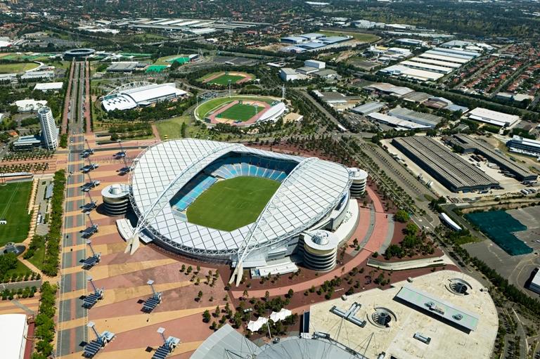 Slika 6: Sydney olimpijski park Ovaj velebni stadion sagraden za olimpijske igre u Sydneyu 2000. godine je jedan od najvećih olimpijskih stadiona ikad sagradenih.