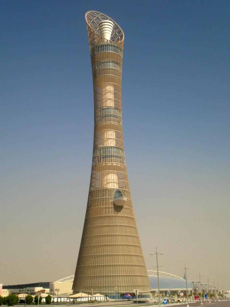 Slika 42: Aspire Tower Aspire Tower je 300 metara visoki neboder u obliku tornja u katarskom glavnom gradu Dohi te je dio kompleksa Doha Sports City.