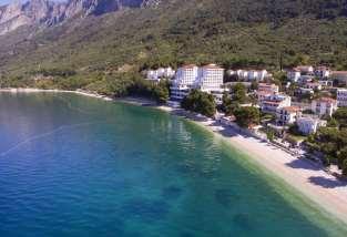 HOTEL LABINECA ***GRADAC Hotel Labieca alazi se u Gradcu, popularom turističkom mjestu a jugu Makarske rivijere, pozatom po jedoj od ajdužih šljučaih plaža a Jadrau.