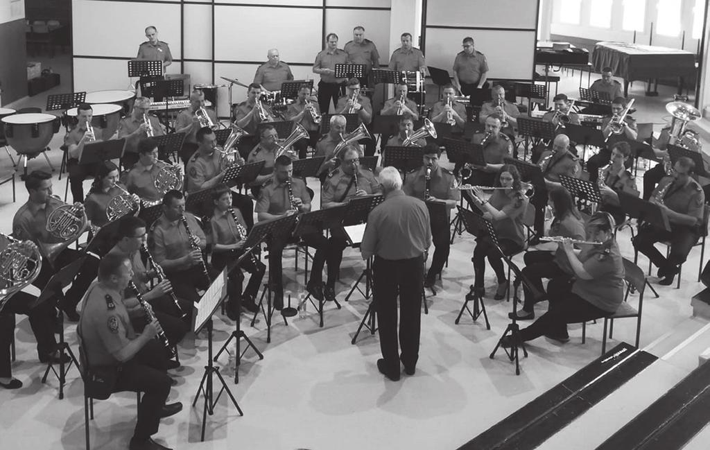 GRADSKI PUHAČKI ORKESTAR KRAPINA Branko Cvrtila, dirigent Ivan Božićević: P.U.H. Robert Shelden: Storm Warning! Gradski puhački orkestar Krapina osnovan je 1959.