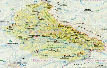 kulture, muzeji, umjetničke izložbe Plov brodovima Dunavom (rekreacijski) Atrakcije i aktivnosti: o Kameni most na Dunavu ( Steinerne Brücke ), star 850 god.; o Katedrala Sv. Petra (13.