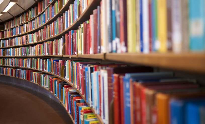 Biblioteka Biblioteka Visoke škole CEPS svojim fondom koji se kontinuirano nadopunjuje novim i aktualnim naslovima djelotvorno podržava realizaciju nastavnih programa