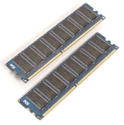 RAM (Random access memory) Radna memorija, privremena memorija Najzaslužnija za ugodan rad (brzinu računala).