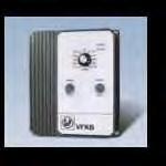 On-off prekidač. Zaštita od preopterećenja i kratkog spoja. Filteri REI/EMI, tip A. Izbor invertera treba da se zasniva na max. jačini struje ventilatora.