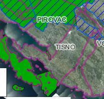 4.1.4 Općina Tisno U Općini Tisno, područje ekološke mreže Natura 2000 zahvaća krajnji sjeveroistočni dio Općine i dio otoka Murtera koji je u sastavu Općine, zajedno s dijelom okolnog