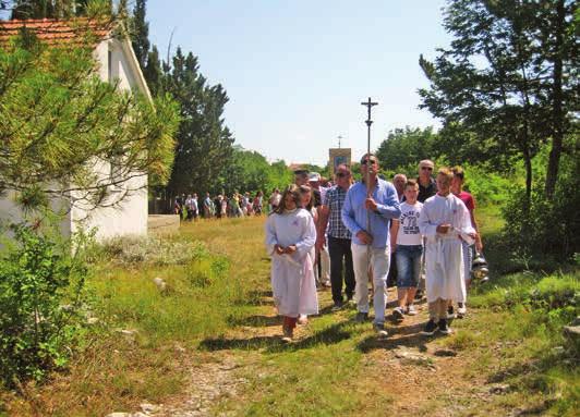 Sv. Ivan Krstitelj svečano proslavljen na Nikolićima Blagdan sv. Ivana Krstitelja svečano smo proslavili u prvu nedjelju nakon njegova blagdana (25.