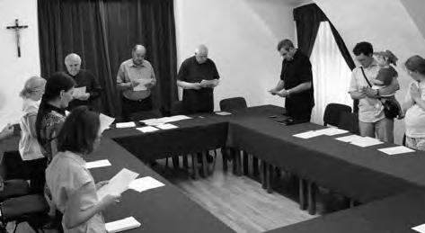 Katolička crkva u regiji Sastanak vjeroučitelja u Srijemskoj biskupiji U Biskupijskom pastoralnom centru Srijemske biskupije u Petrovaradinu održan je 21.