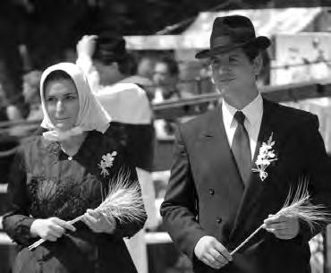 Mladi Naš razgovor s nekadašnjim bandašima i bandašicama Pišu: Anita Pelhe i Marina Gabrić Biserka Jaramazović, bandašica 2002.