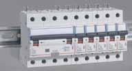 Diferencijalne zaštitne sklopke sa automatskim osiguračem DX 3 6000-0 ka od 6 A do 63 A AC, A i Hpi tip / B & C kriva 4 0 3 4 89 U saglasnosti sa standardom IEC 6009- Kompatibilno sa sabirnicama tipa